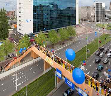 bridge crowdsourced Rotterdam-illustration