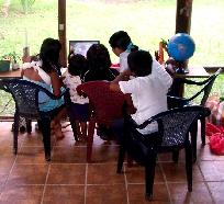 costa-rica-kids.jpg