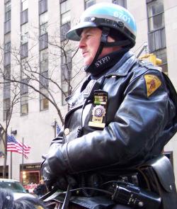 nyc-cop.jpg
